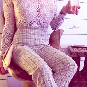 Lovely stretch white lace design long sleeve